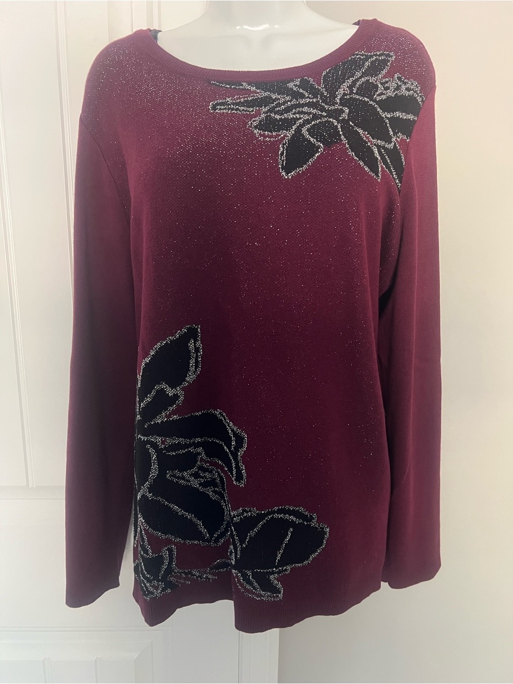 Chicos NWOT Women's Sparkle Floral Sweater Top - Burgundy Sz 3/16/XL